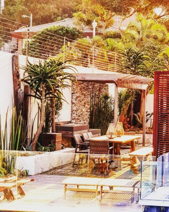 Apartment Umhlanga Beachfront Property- Super Glamourous! *